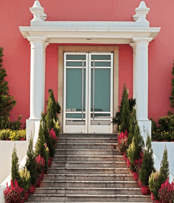 colourful-doorway_1308-4867